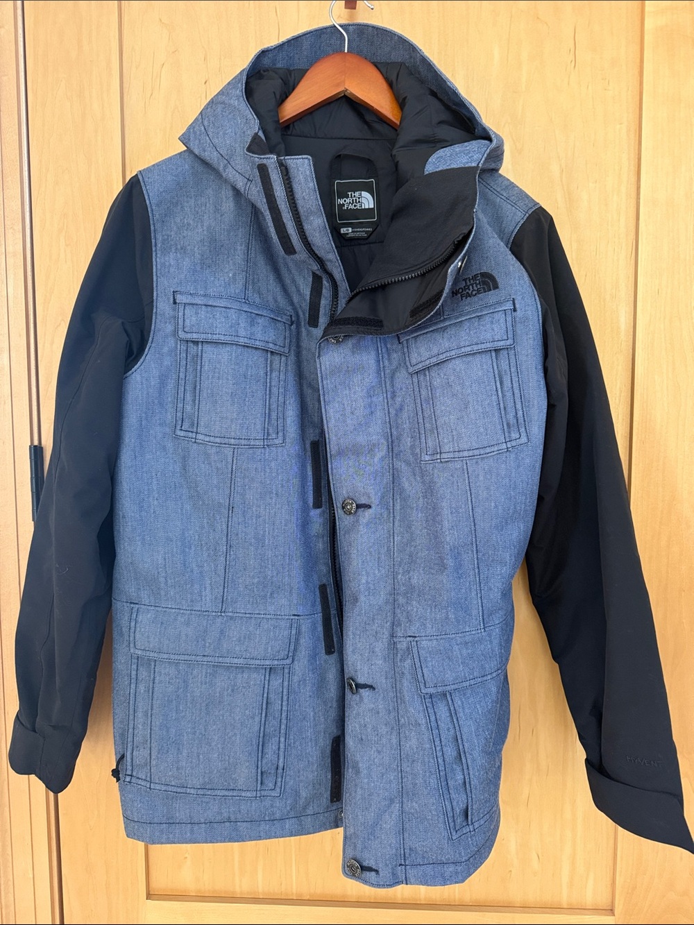 The North Face Men’s Hooded Performance Jacket - Denim Blue & Black